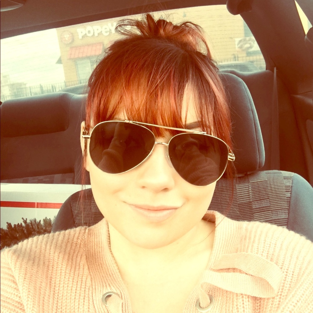 Meet your Posher, Samantha